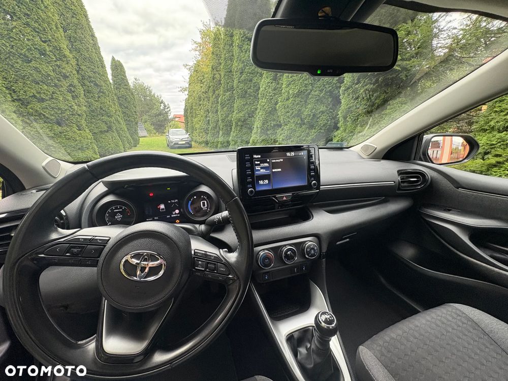 Toyota Yaris - 15