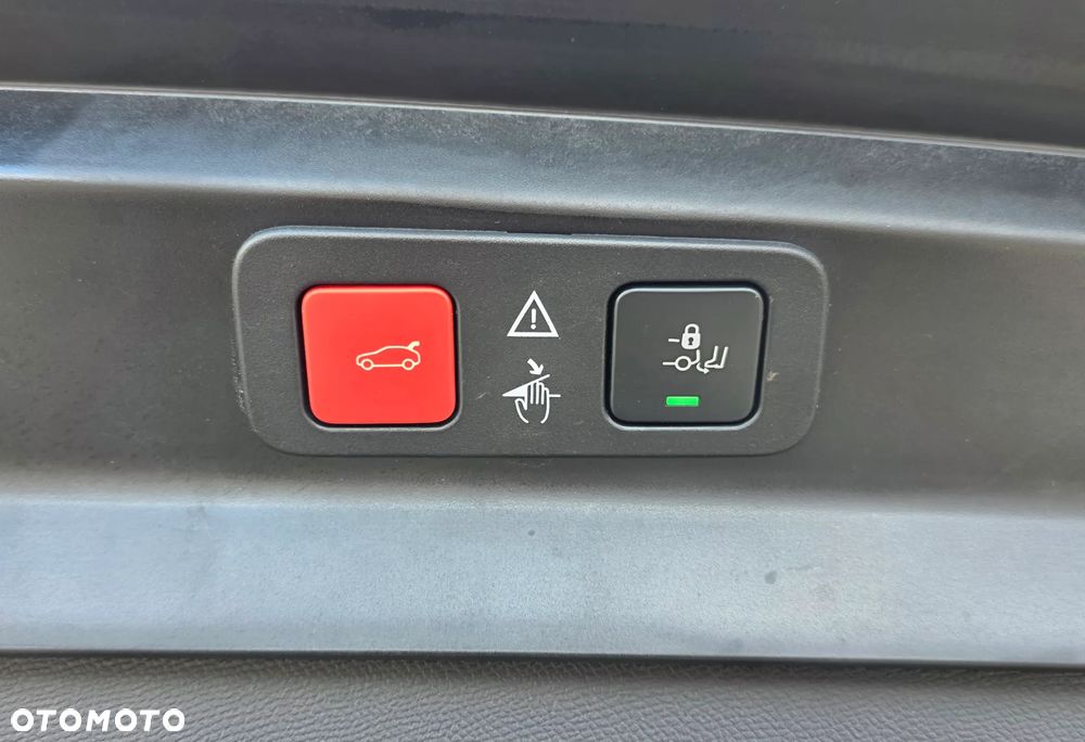 Peugeot 5008 PureTech 180 EAT8 Stop & Start GT - 33