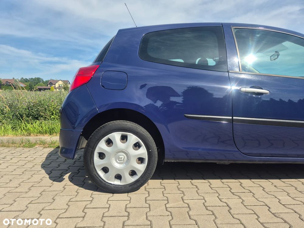 Renault Clio 1.2 16V 75 Dynamique - 7