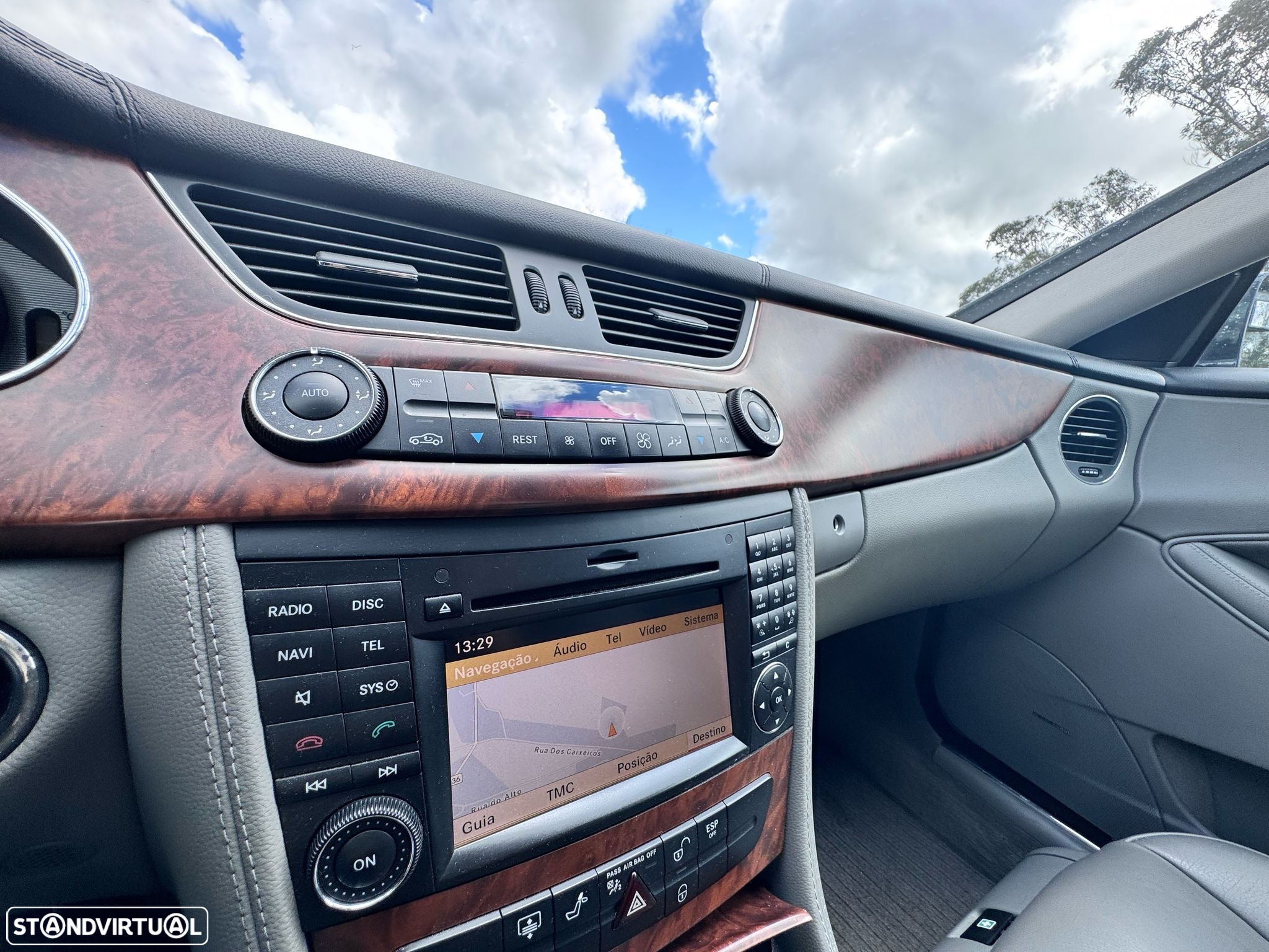 Mercedes-Benz CLS 350 CGI - 12