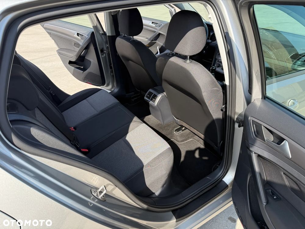 Volkswagen Golf 1.2 TSI BlueMotion Technology Trendline - 31