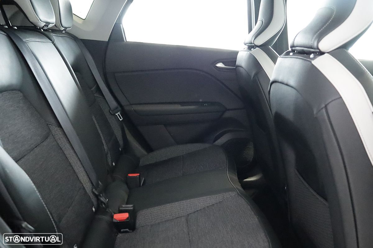 Renault Captur 1.0 TCe Techno Bi-Fuel - 23