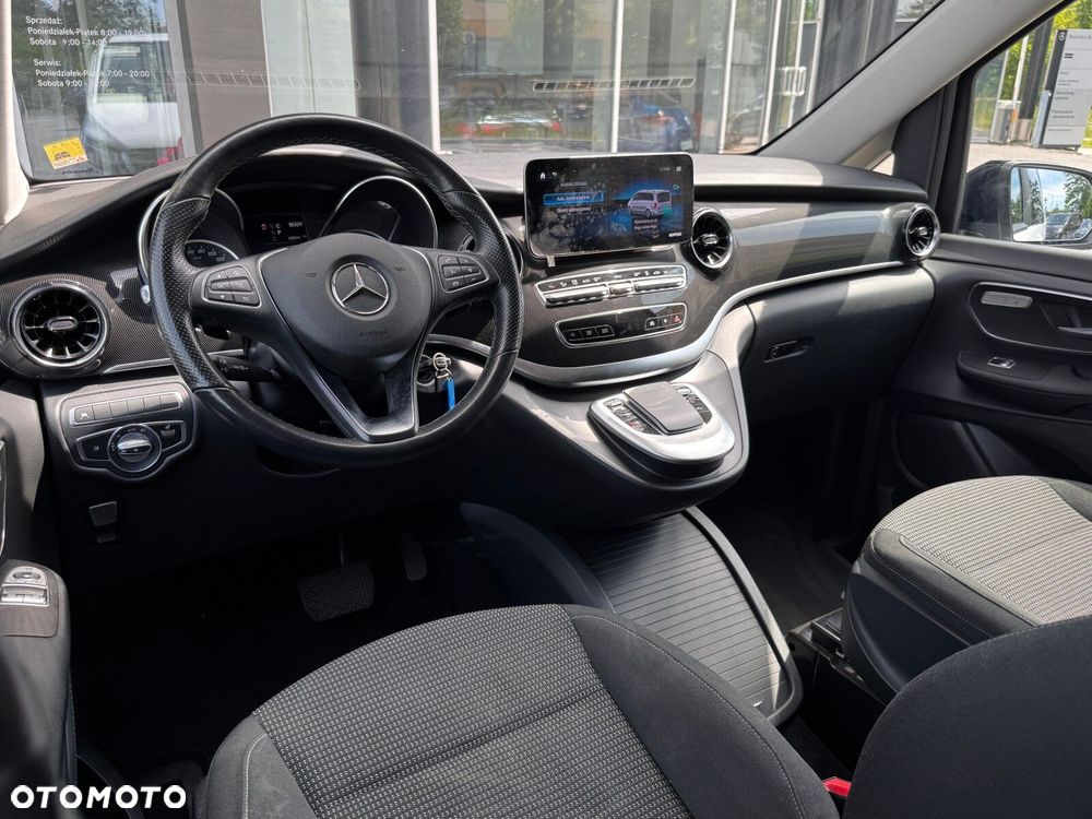 Mercedes-Benz EQV 300 90kWh - 18
