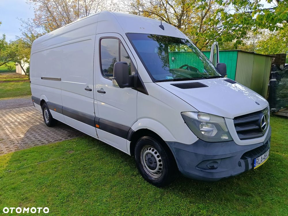 Mercedes-Benz Sprinter - 1