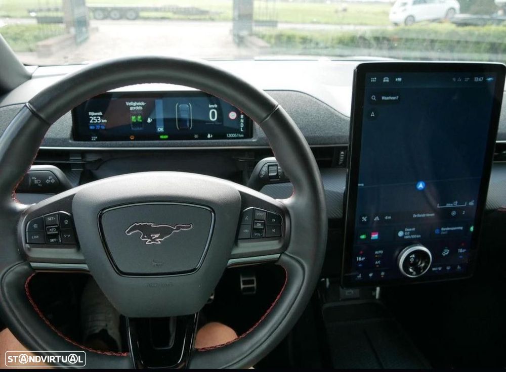Ford Mustang Mach-E 87 kWh Premium AWD - 10