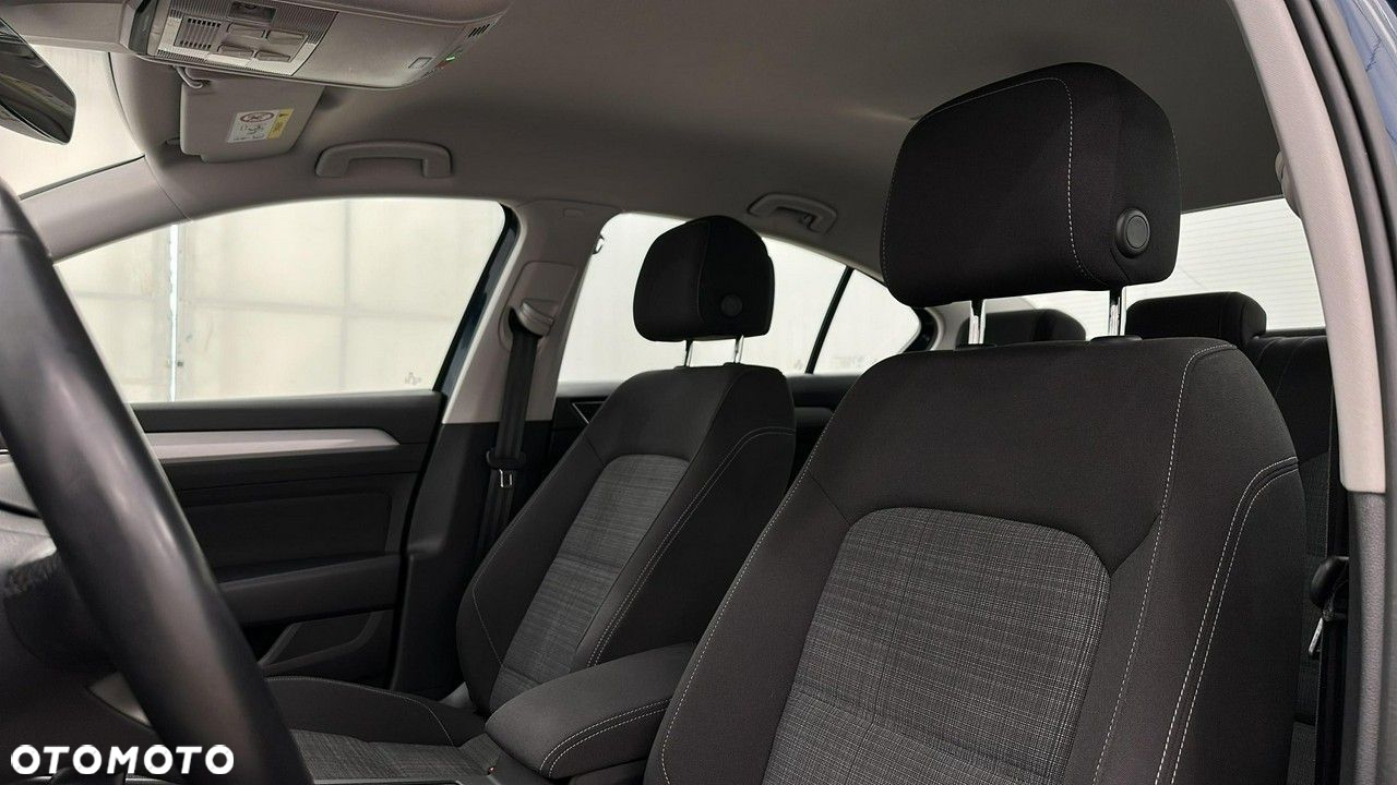 Volkswagen Passat 1.5 TSI EVO Business - 16