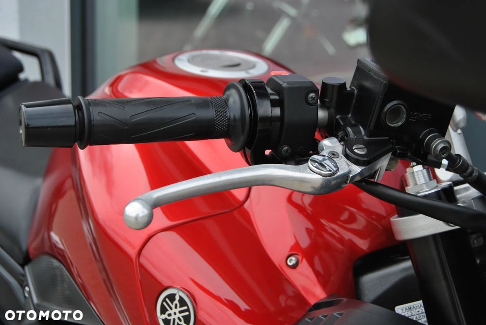 Yamaha FZ - 25