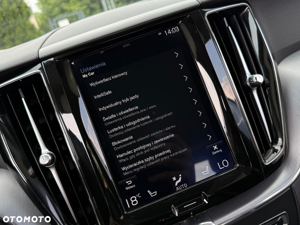 Volvo XC 60 D4 Geartronic Momentum Pro - 27