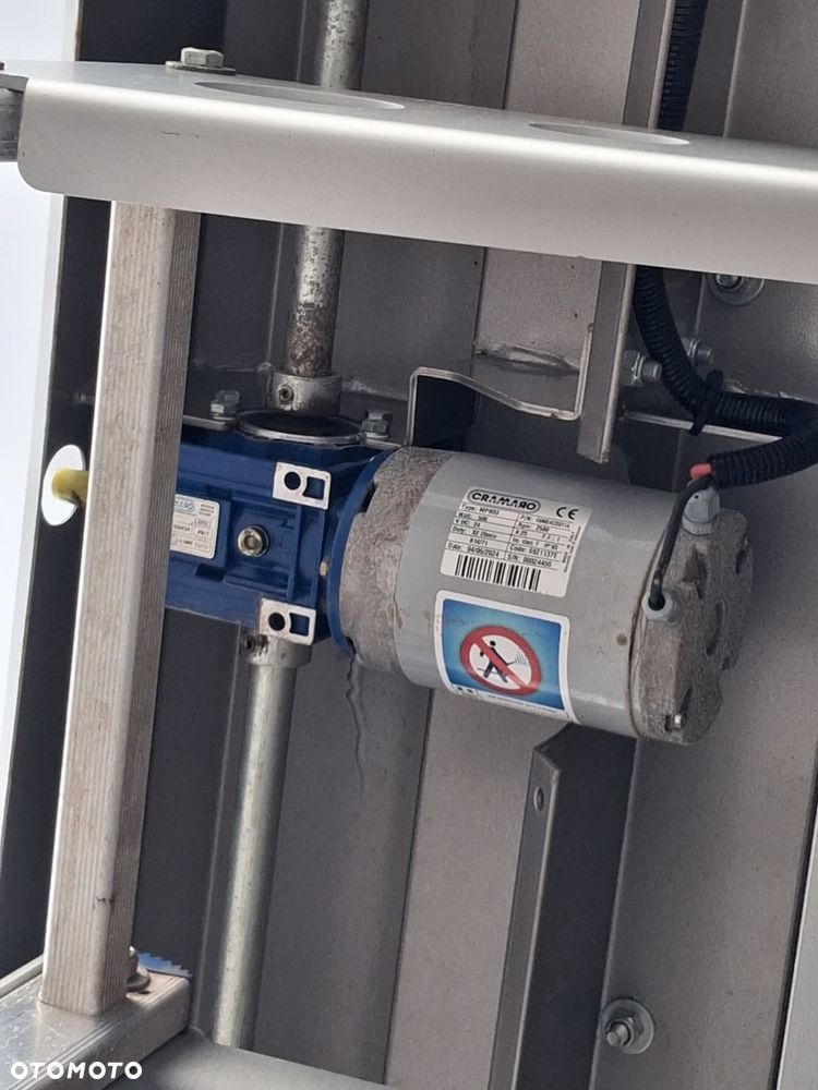 Menci Stalowa wywrotka 27m3, Elektryczny dach, Hardox - 11