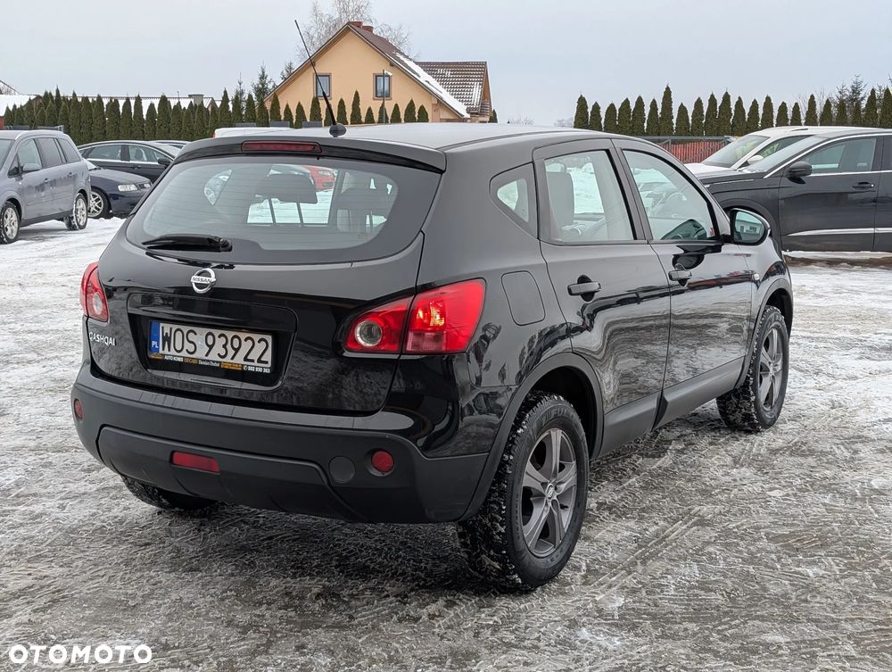 Nissan Qashqai 1.6 visia - 13