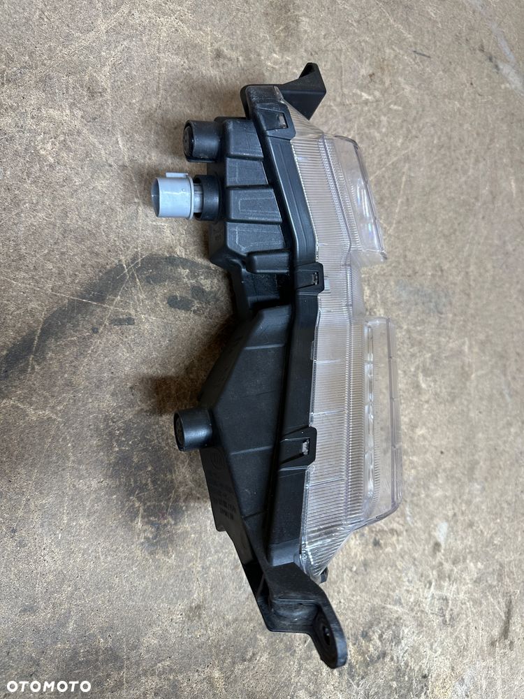 KIA NIRO DRL HALOGEN PRAWY 92208-Q4 - 6