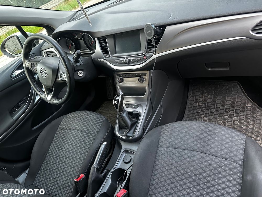 Opel Astra 1.6 CDTI Dynamic S&S - 11