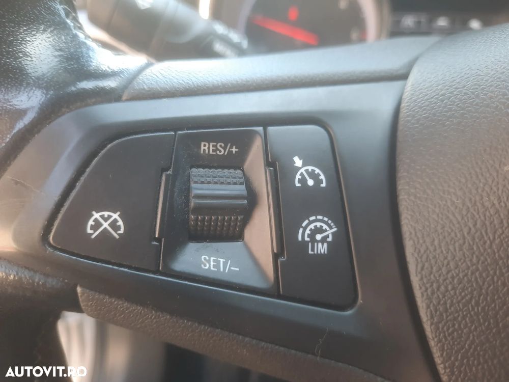 Opel Astra 1.5 D Start/Stop Sports Tourer Elegance - 18