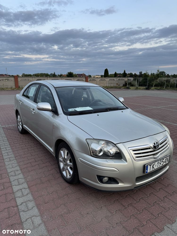 Toyota Avensis - 6