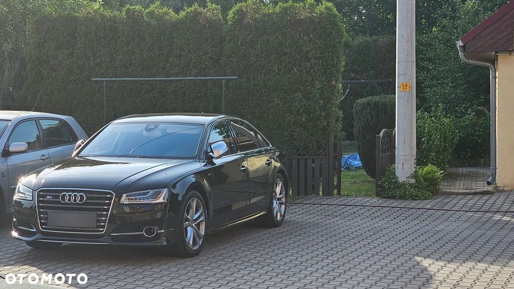Audi S8 - 3
