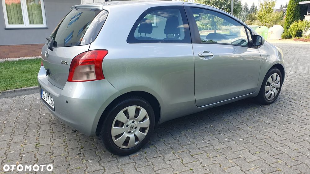 Toyota Yaris 1.3 Sol - 7