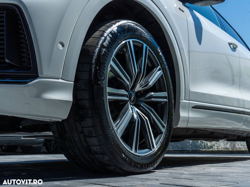 AUDI Q8 2022 — imagine 13