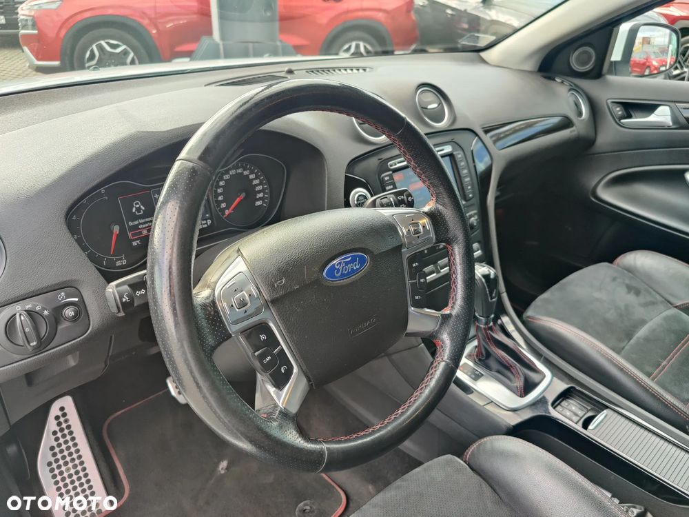 Ford Mondeo 2.0 TDCi Ghia MPS6 - 13