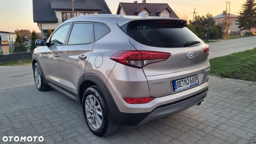Hyundai Tucson 2.0 CRDi 4WD Automatik Passion Plus - 19