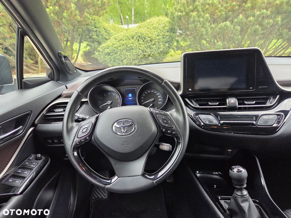 Toyota C-HR 1.2 T Prestige - 28
