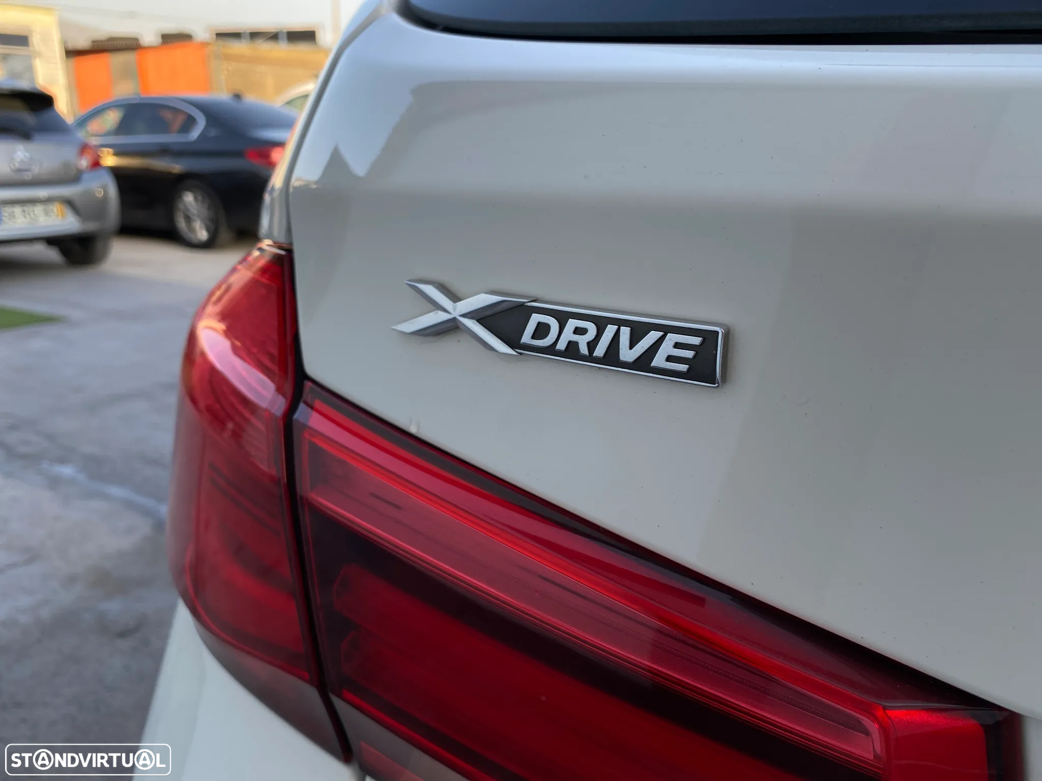 BMW 320 d Touring xDrive Pack M Auto - 14