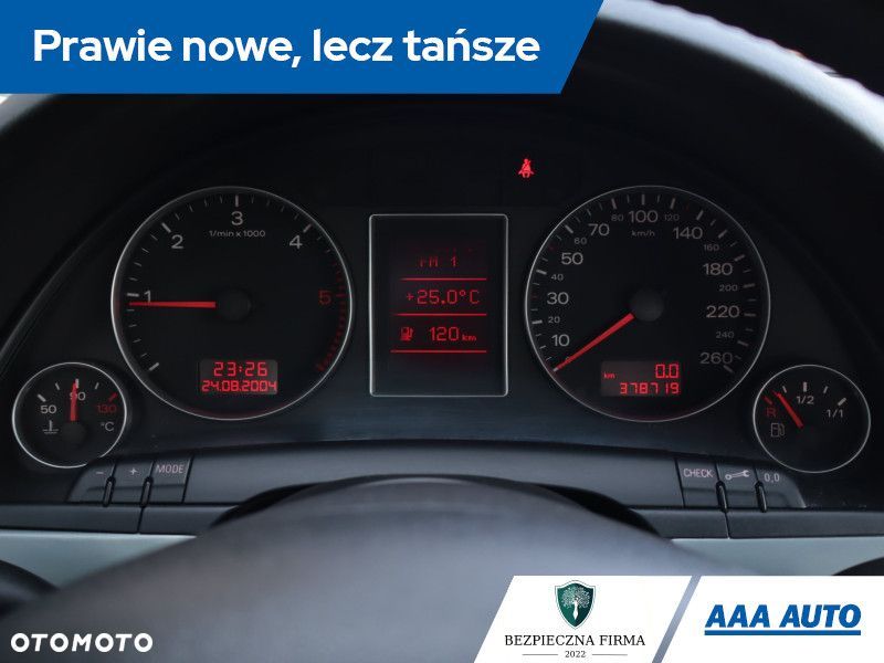 Audi A4 Limousine - 13