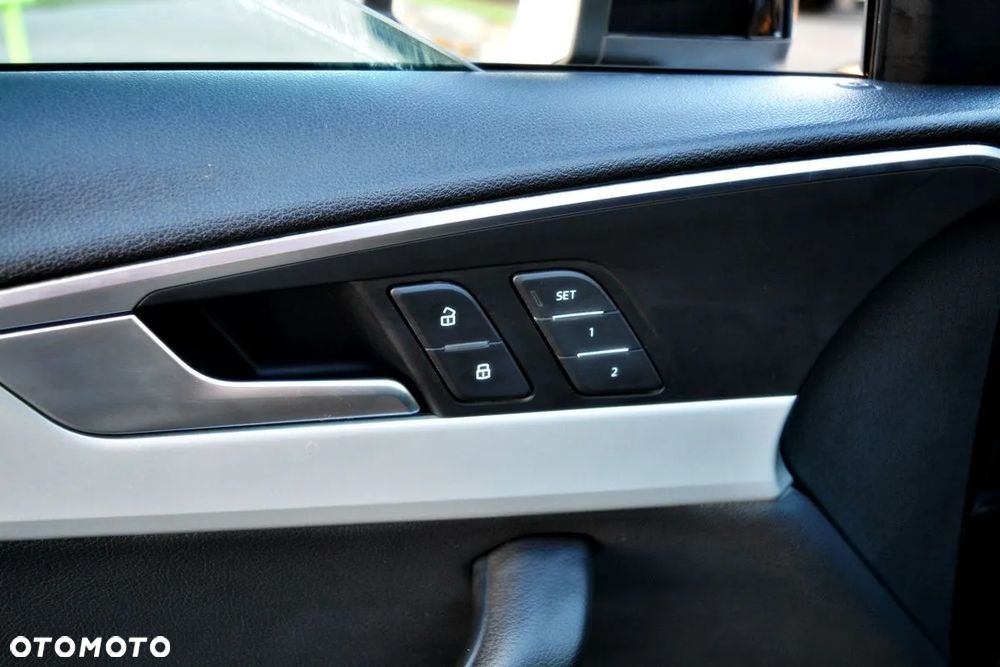 Audi A4 Limousine 2.0 TFSI quattro S tronic sport - 13