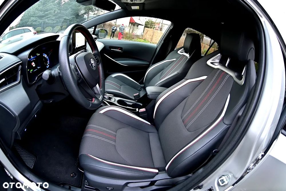 Toyota Corolla 2.0 Hybrid GR Sport - 3