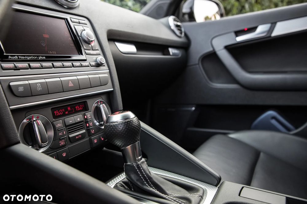 Audi RS3 Sportback - 28