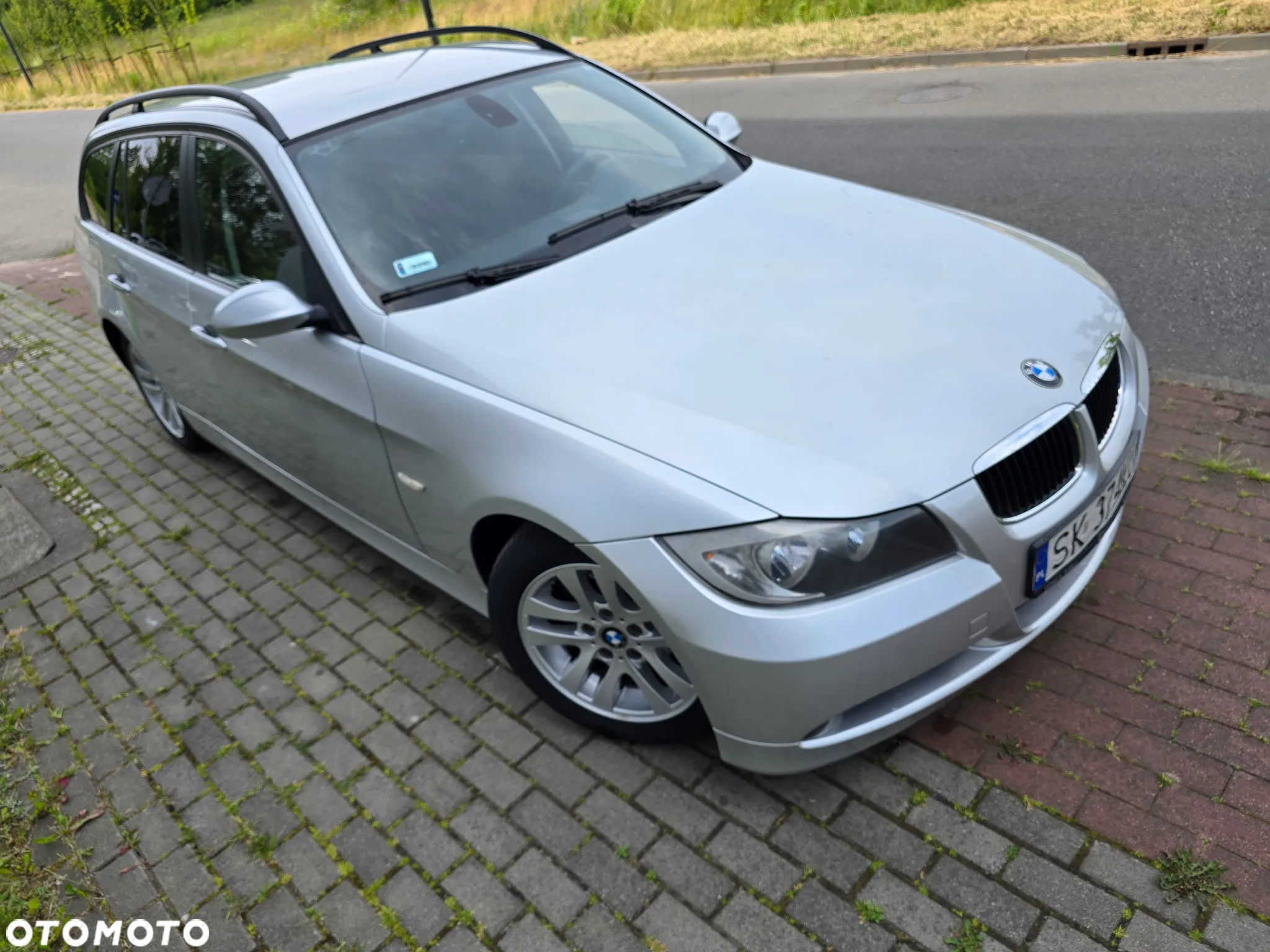BMW Seria 3 320i Touring - 10