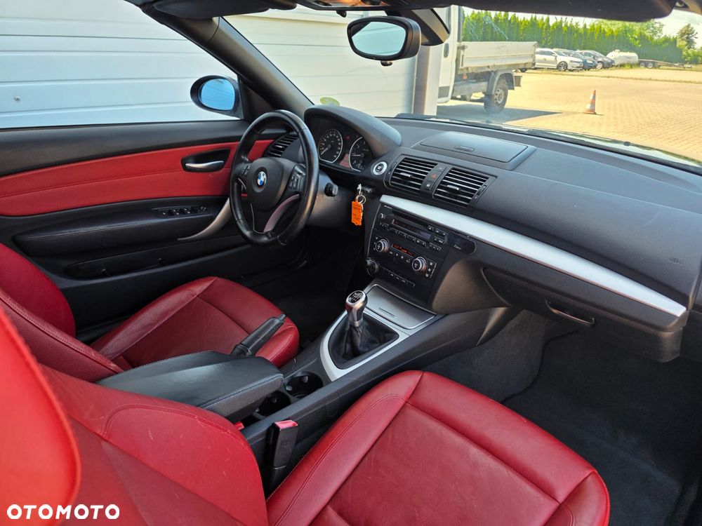 BMW Seria 1 118i - 24