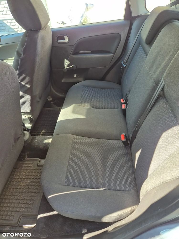 Ford Fiesta - 13