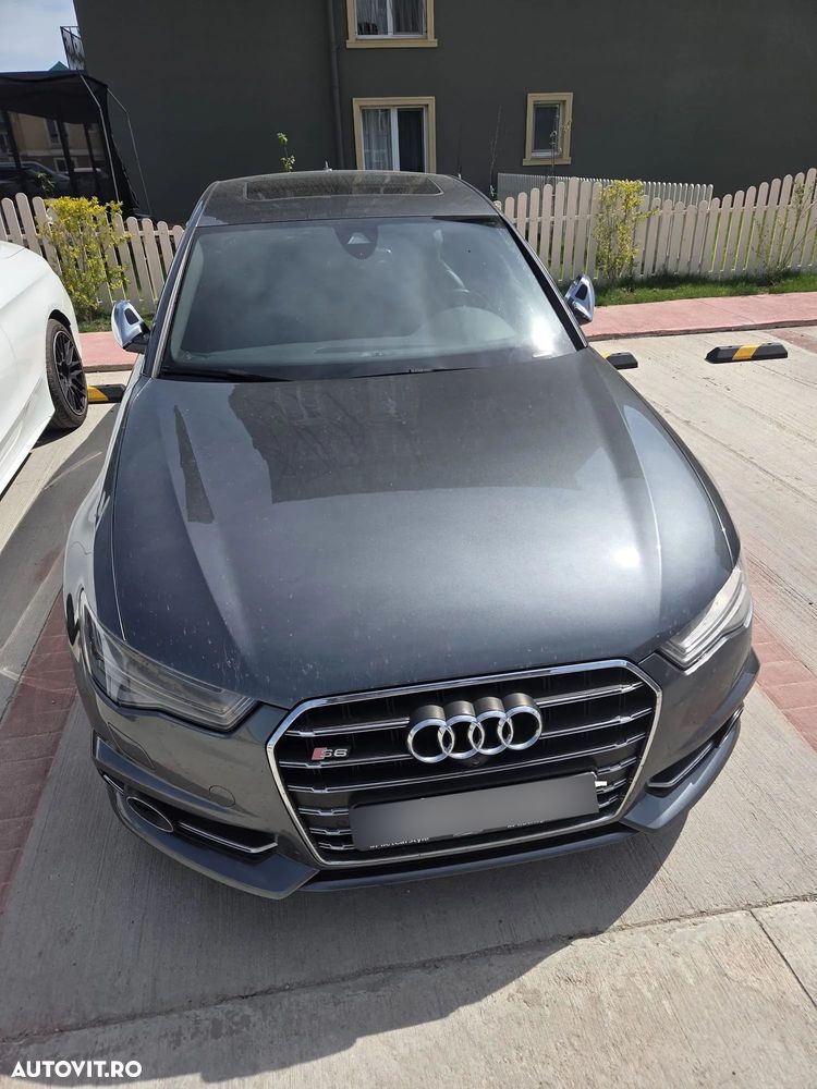 Audi S6 - 12