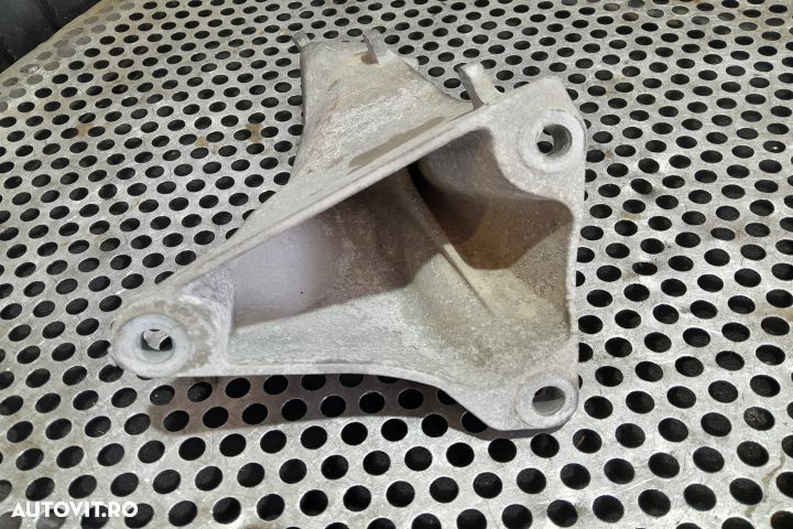 Suport motor stanga 6764574 6764574 BMW Seria 1 E81/E82/E87/E88 [face - 3