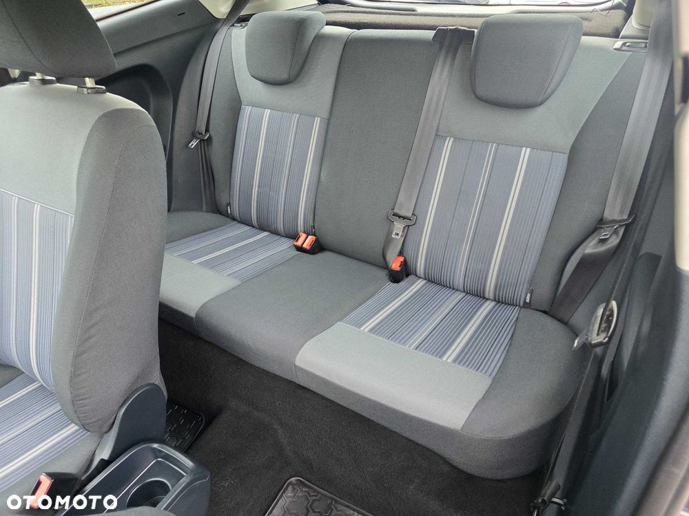 Ford Fiesta - 7