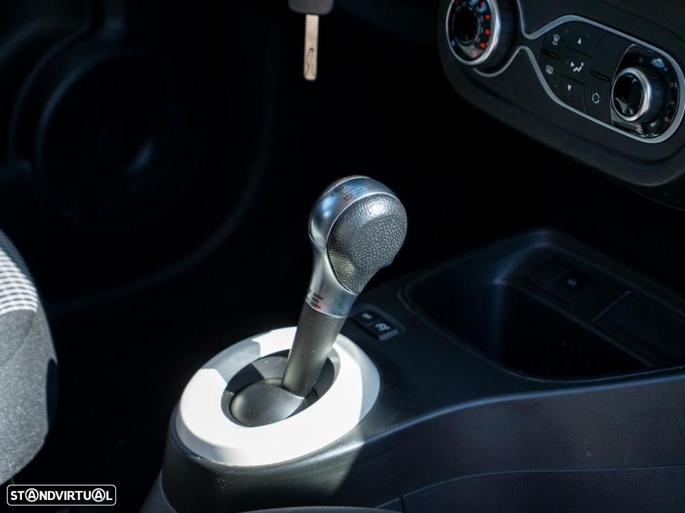 Renault Twingo Electric LIFE - 19