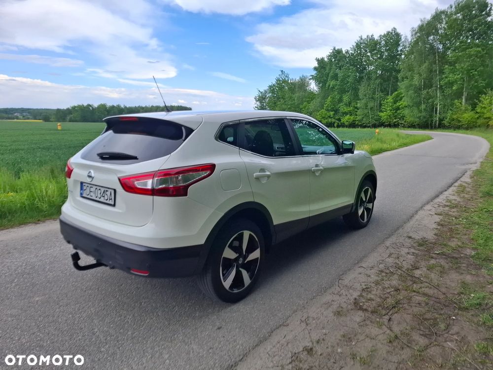 Nissan Qashqai 1.6 dCi DPF Start/Stop 360 - 6