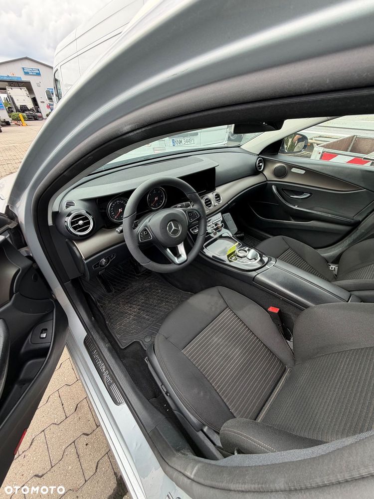 Mercedes-Benz Klasa E 350 d 9G-TRONIC - 6