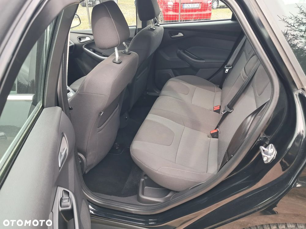 Ford Focus 1.6 TDCi DPF Titanium - 19