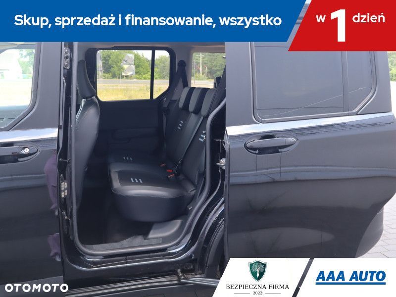 Ford Tourneo Courier - 18