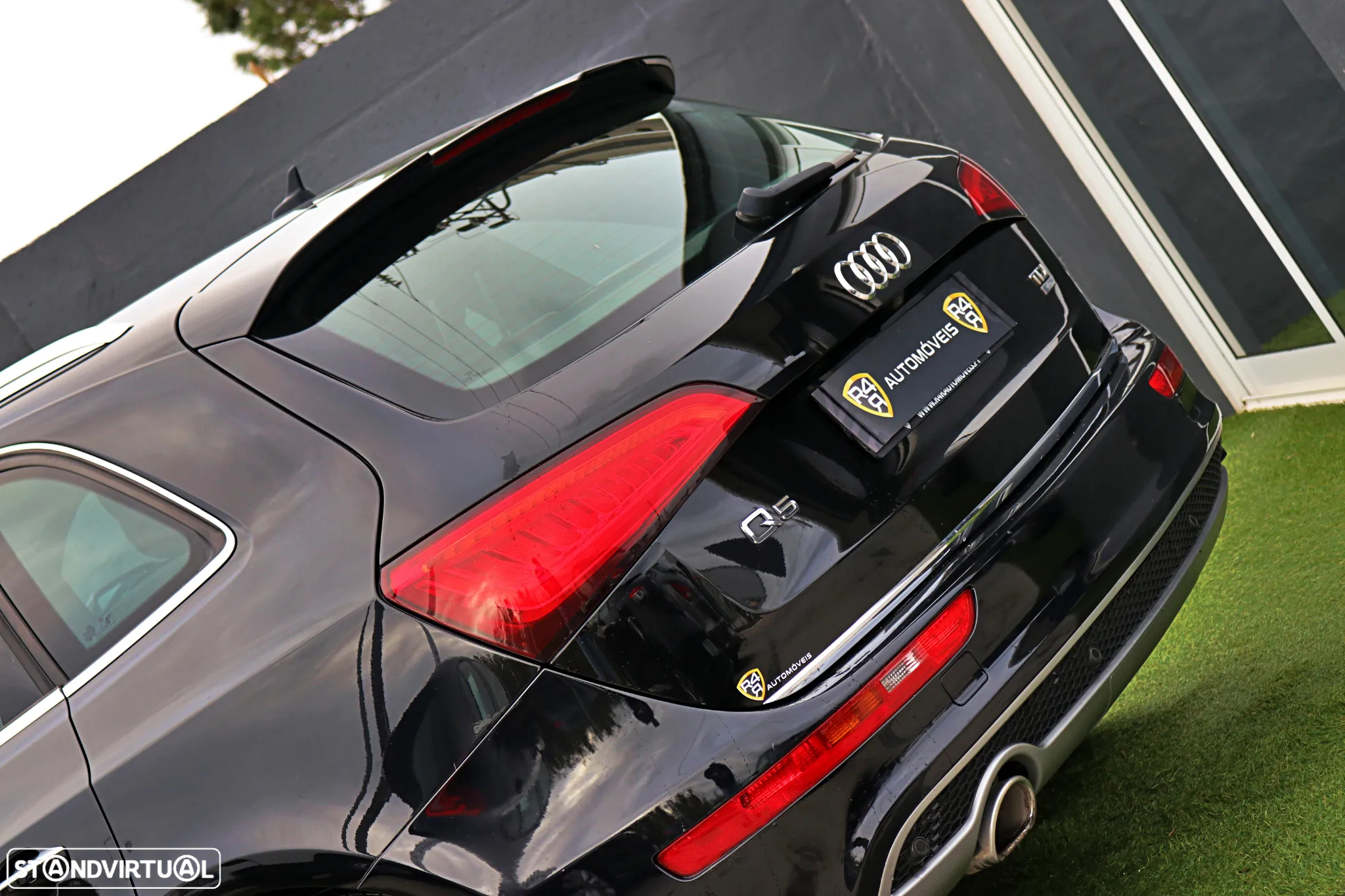 Audi Q5 2.0 TDi S-line - 11