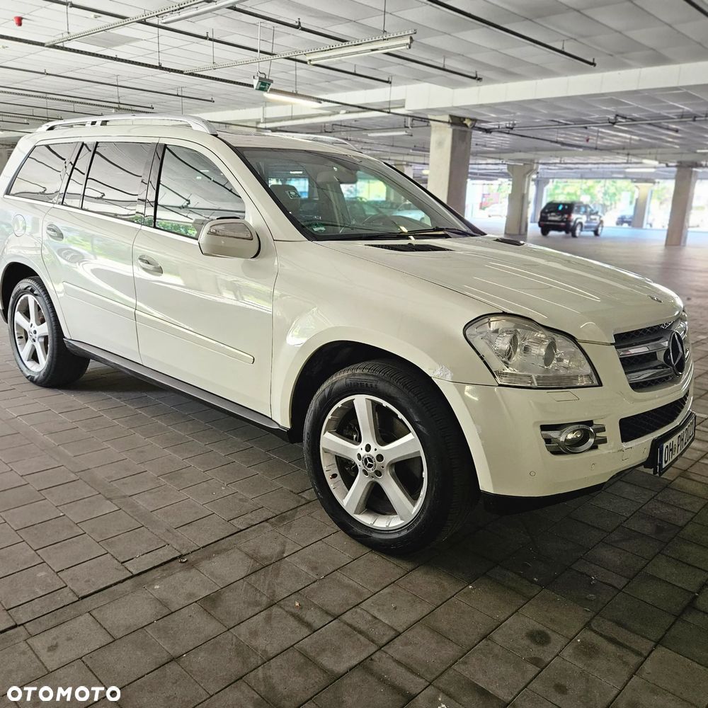 Mercedes-Benz GL - 4