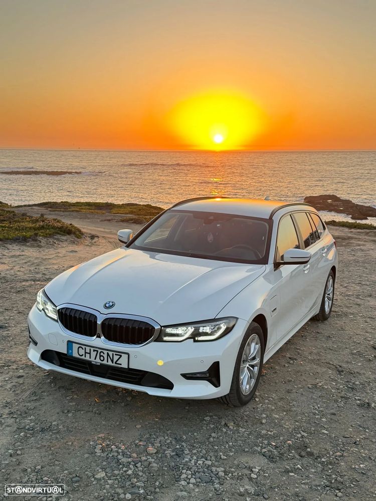 BMW 330 — fotografia 2