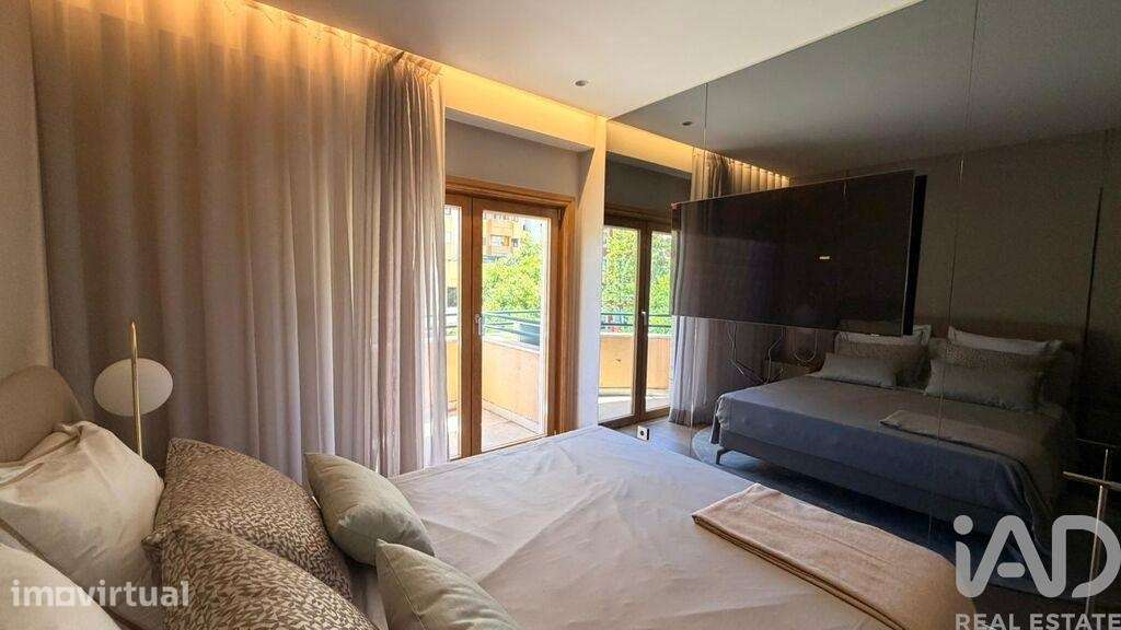 Apartamento T3 em Carnide de 132 m2 - Grande imagem: 3/39