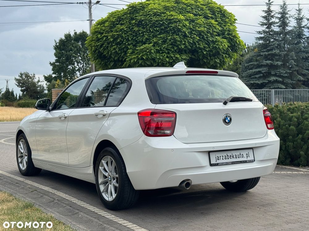 BMW Seria 1 116d - 8