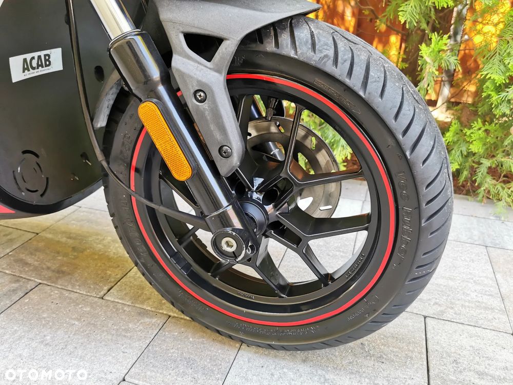 Aprilia SR - 18