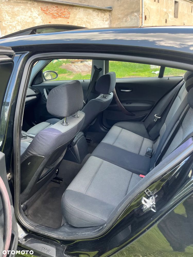 BMW Seria 1 120i - 17