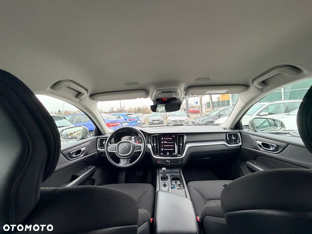 Volvo V60 B3 B Momentum Core - 20