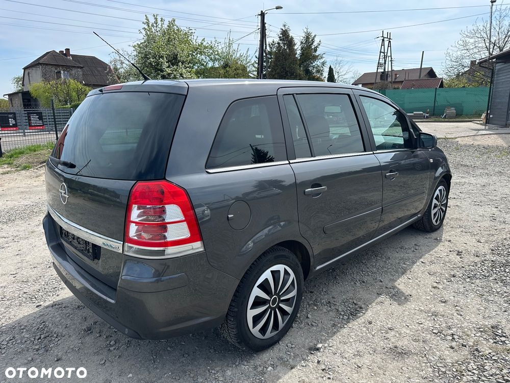 Opel Zafira 1.7 CDTI ecoFLEX Family - 12