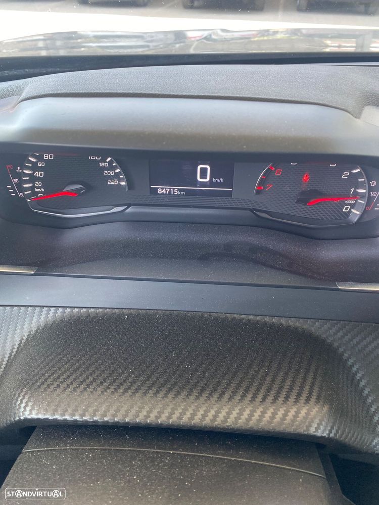Peugeot 2008 1.2 PureTech Active - 8